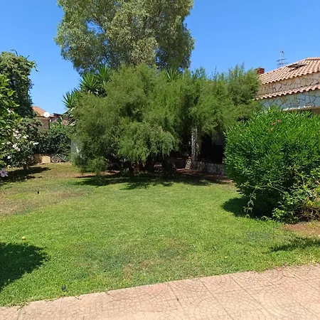 Casa in giardino a pochi passi dal Mare-3
